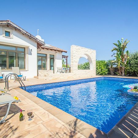Rada'S Vacation Home Ayia Napa Exteriör bild
