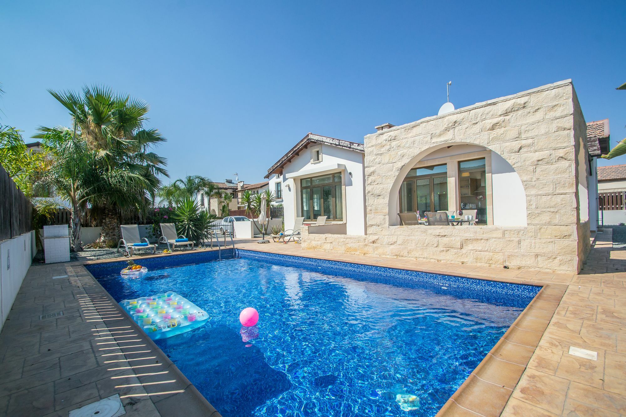 Rada'S Vacation Home Ayia Napa Exteriör bild